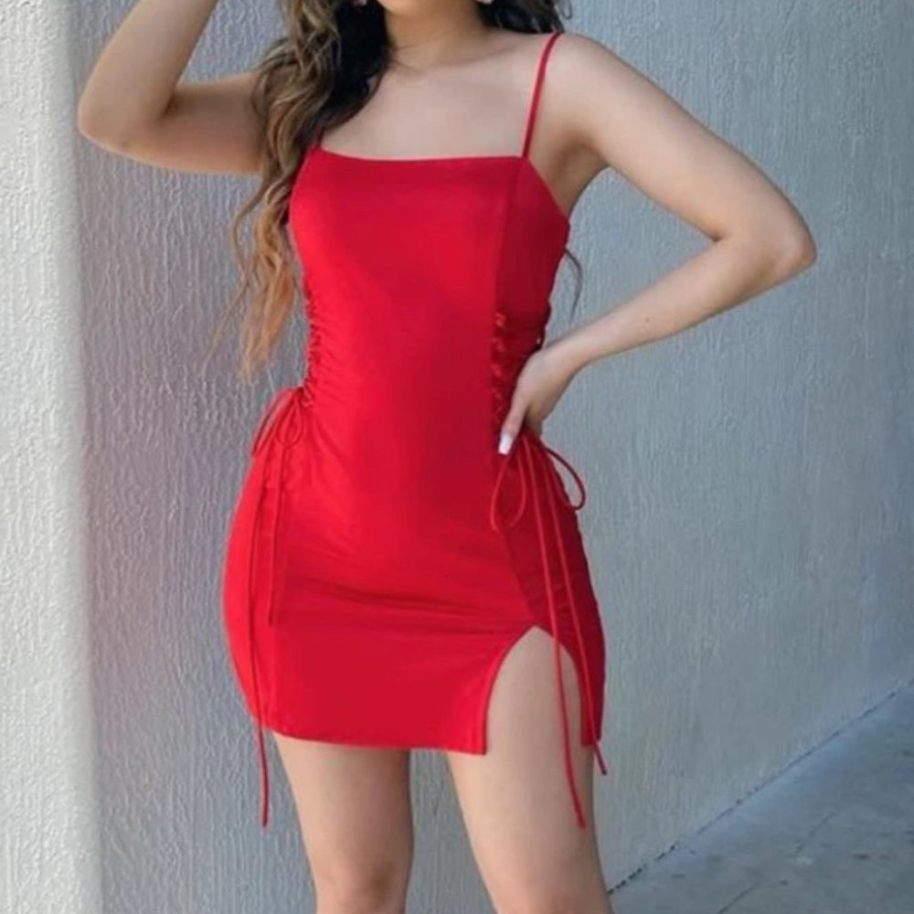 Miss Lola red dress